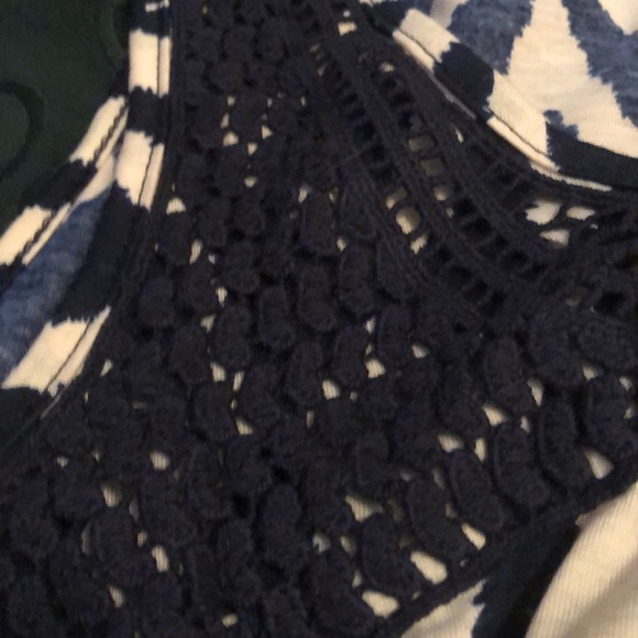 Patterned Tank - Picture 3 of 4